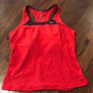 Nike tank with built in sports bra large